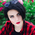 Каяна Лис