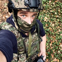 Максим Золотарев