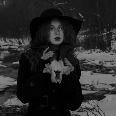 Альбом: Мрачные сказки, 8 фотографий