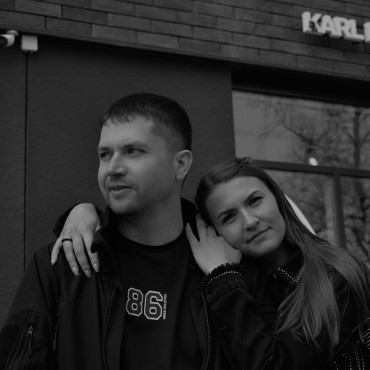 Альбом: Lovestory, 8 фотографий