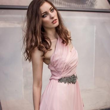 2f702965f79edd0e15bf75c9ff806bd3.jpg