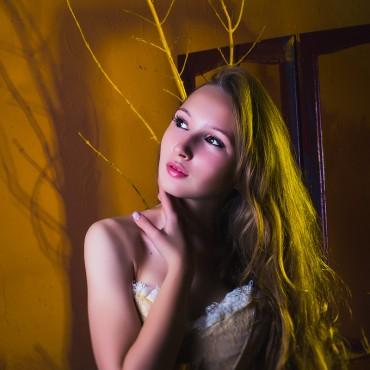 Фотография #376304, студийная фотосъемка, автор: Арина Батракова