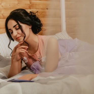 Альбом: Lovestory, 12 фотографий