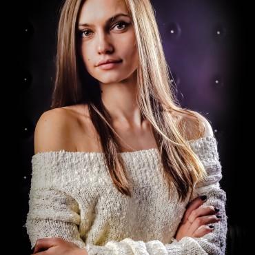 Фотография #23010, студийная фотосъемка, автор: Людмила Колокольцева