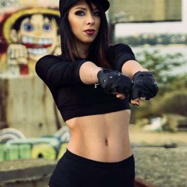 90464cc41a46e571cd68c5acab502c4f.jpg
